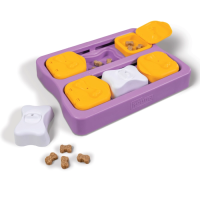 Игра-головоломка для щенков и собак мелких пород Кирпичик, 2 (средний) уровень сложности, Nina Ottosson Brick mini