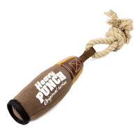 Боксерская груша с пищалкой HEAVY PUNCH, 15 см GiGwi