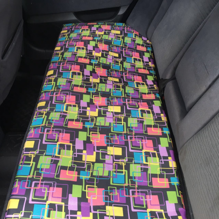 Купить Лежанка для собак в автомобиль Томас для собак с доставкой по России