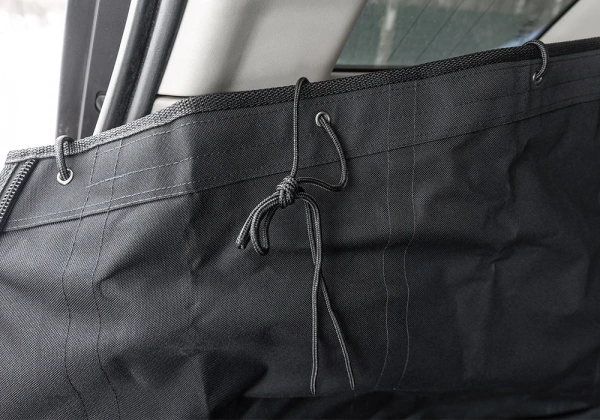 Купить Автогамак Томас в багажник для собак с доставкой по России